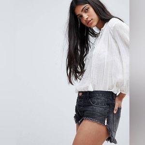 One Teaspoon "Roller" Cut-Offs